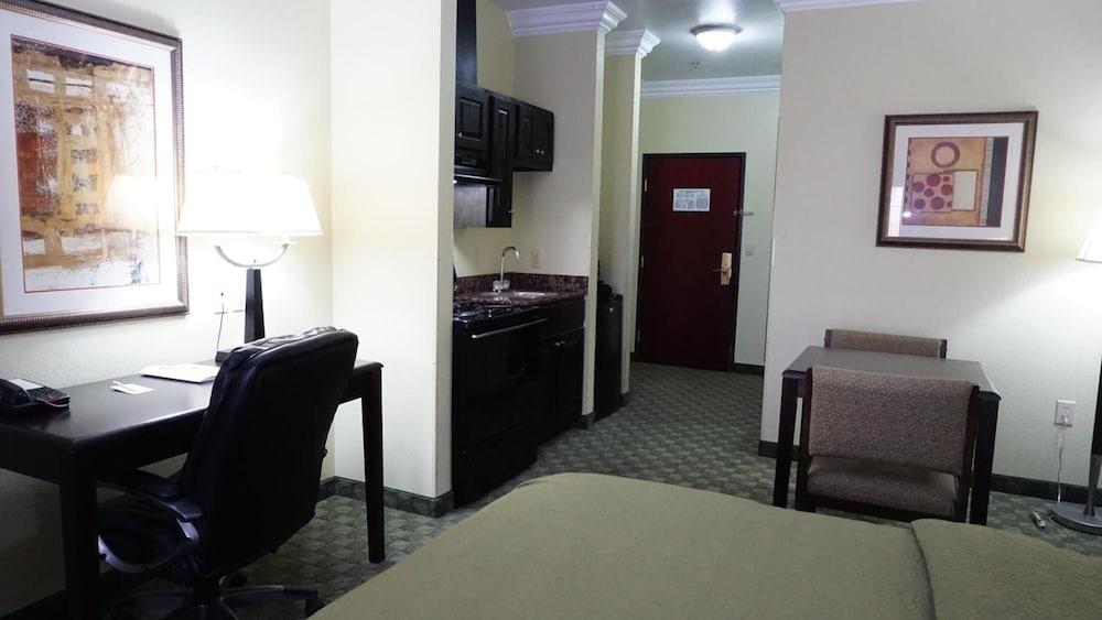 Best Western Cresson Inn Экстерьер фото